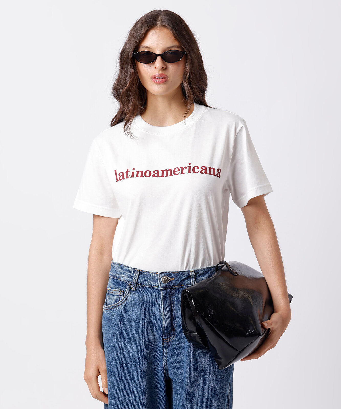 camiseta feminina de algodão latino americana mindset off white