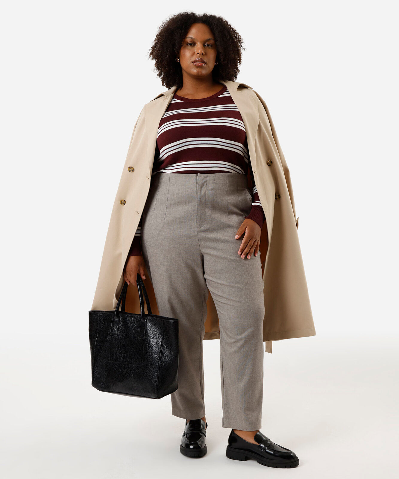 calça feminina reta com pences plus size bege