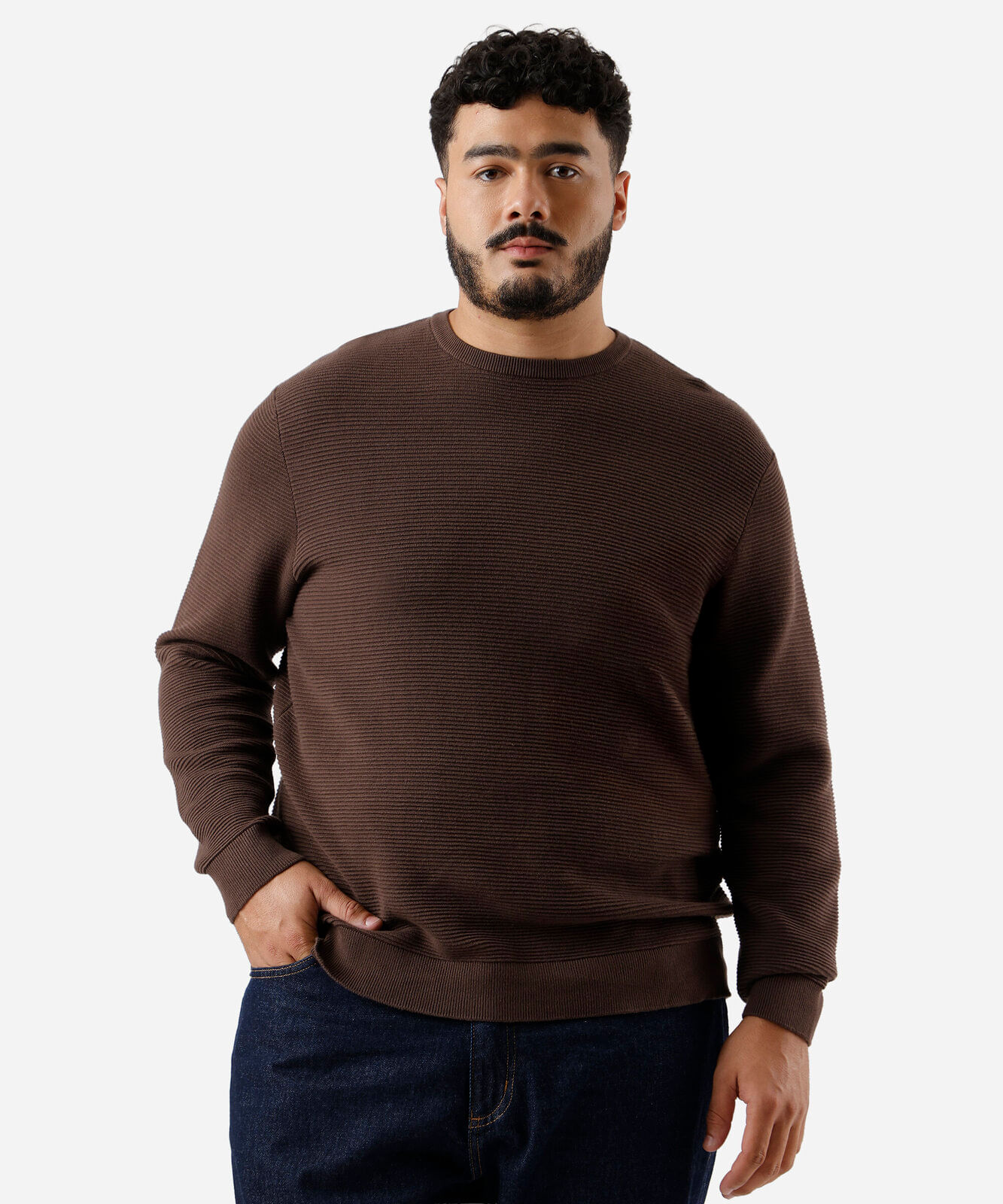 suéter de tricot canelado plus size marrom