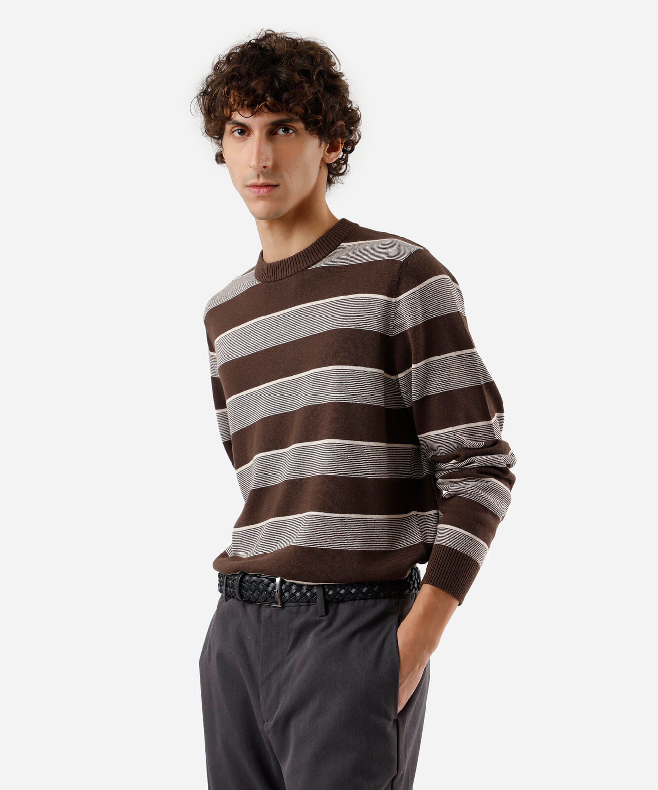suéter masculino de tricot gola redonda manga longa listrado marrom