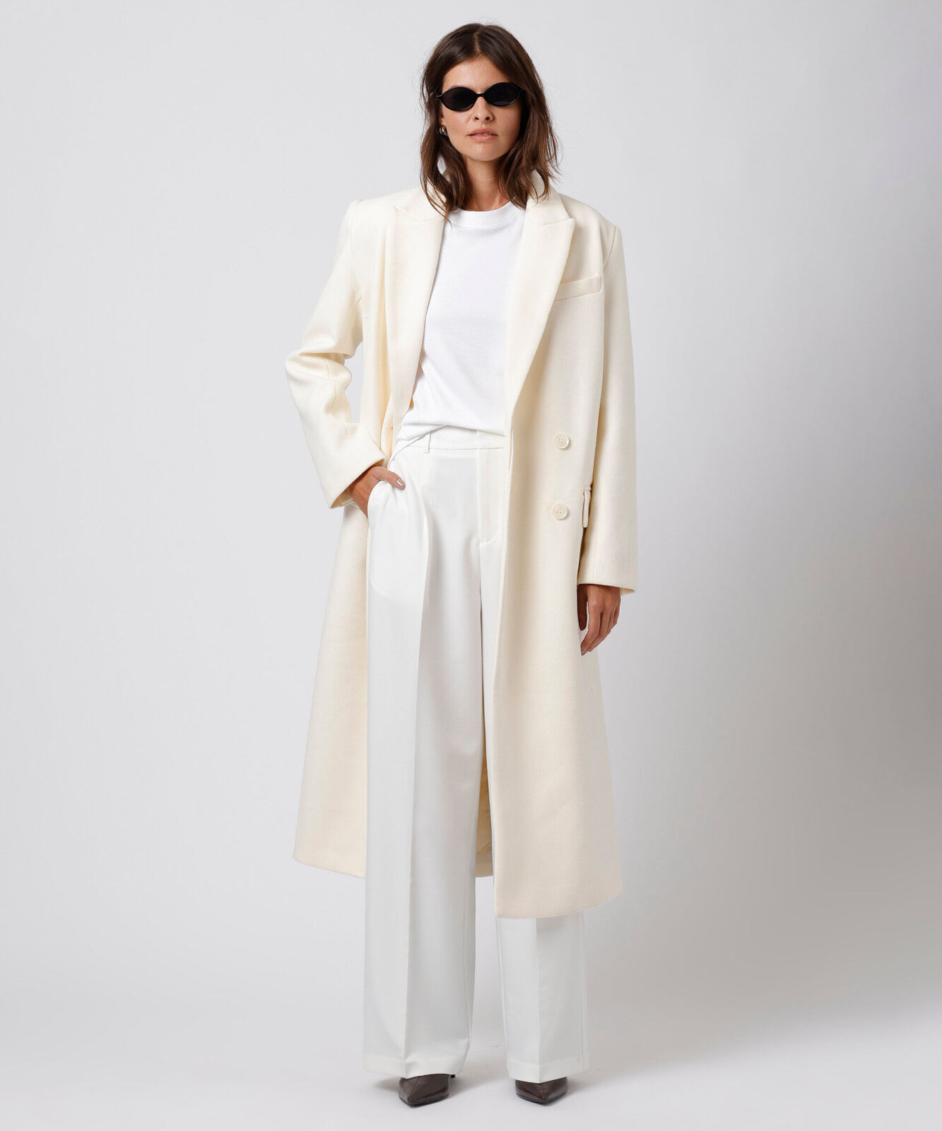 calça de alfaiataria feminina com pregas mindset off white