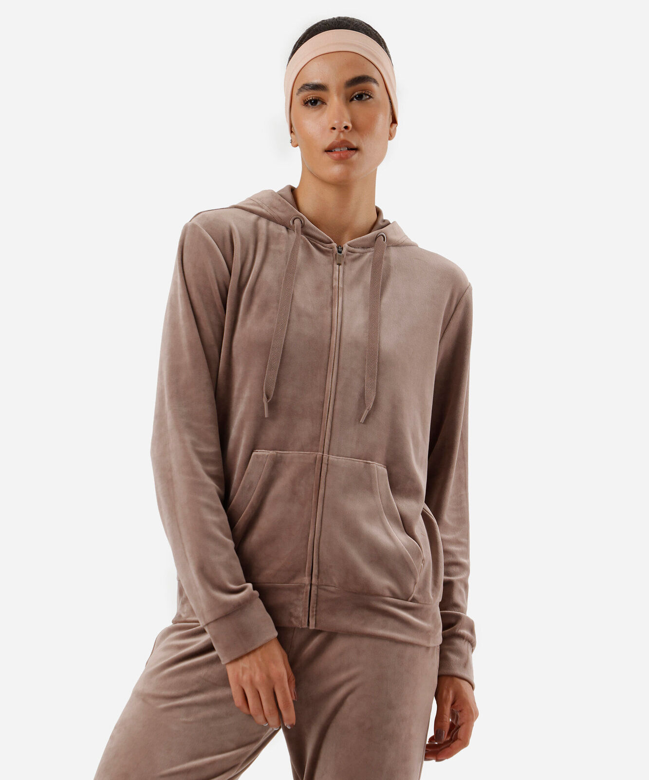 jaqueta de plush com capuz esportiva ace marrom