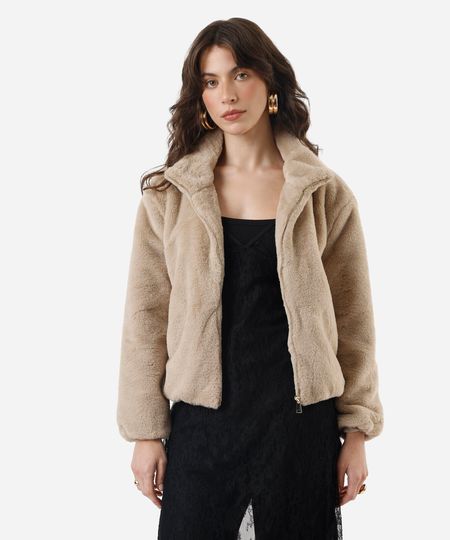 jaqueta feminina de pelúcia gola alta bege P