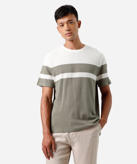 camiseta comfort texturizada listrada manga curta verde M