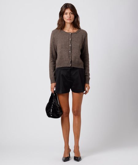 short de alfaiataria feminino com pregas acetinado mindset preto 40