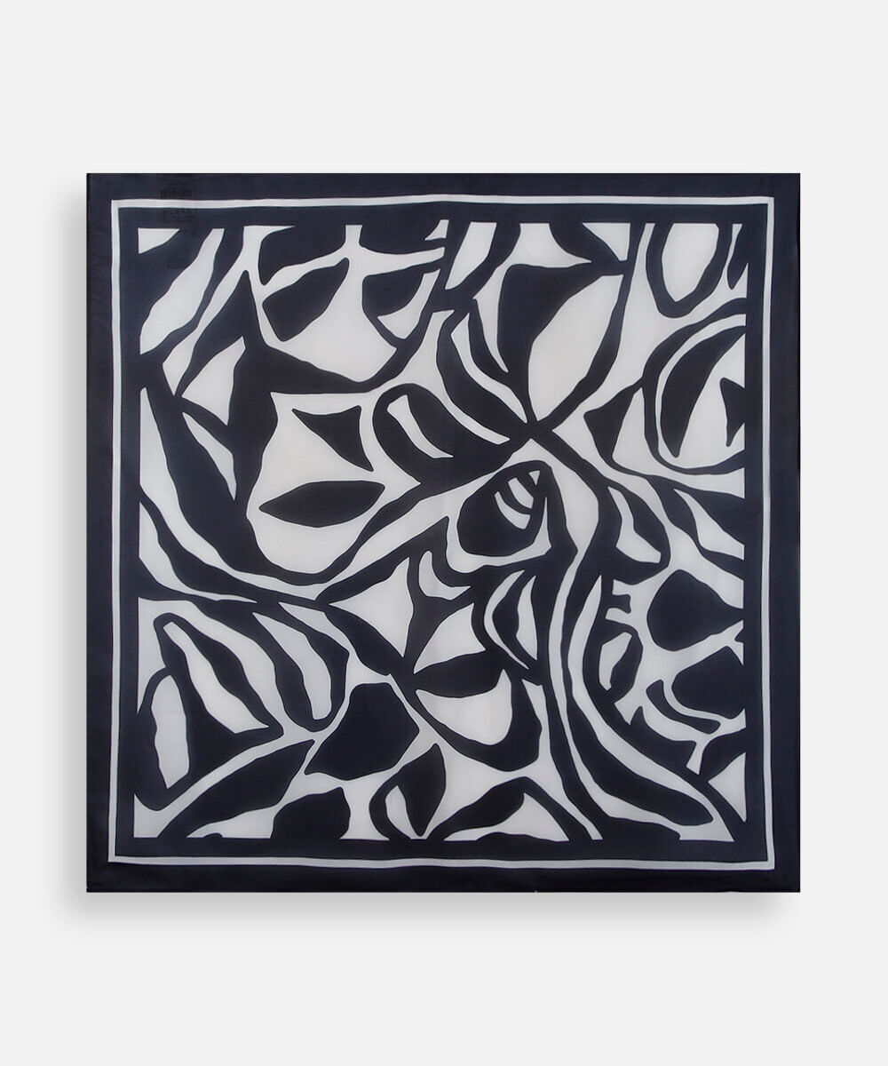 lenço quadrado estampado preto