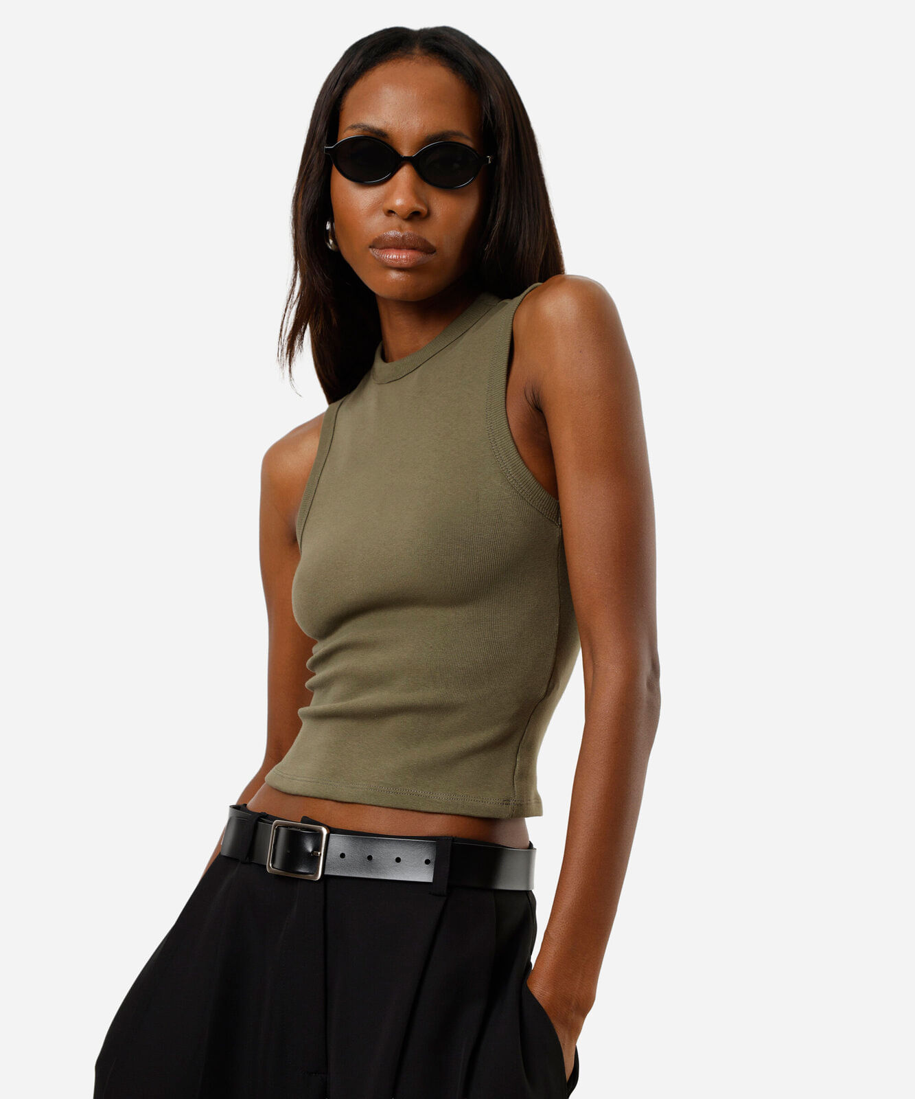 regata básica feminina de algodão decote redondo verde