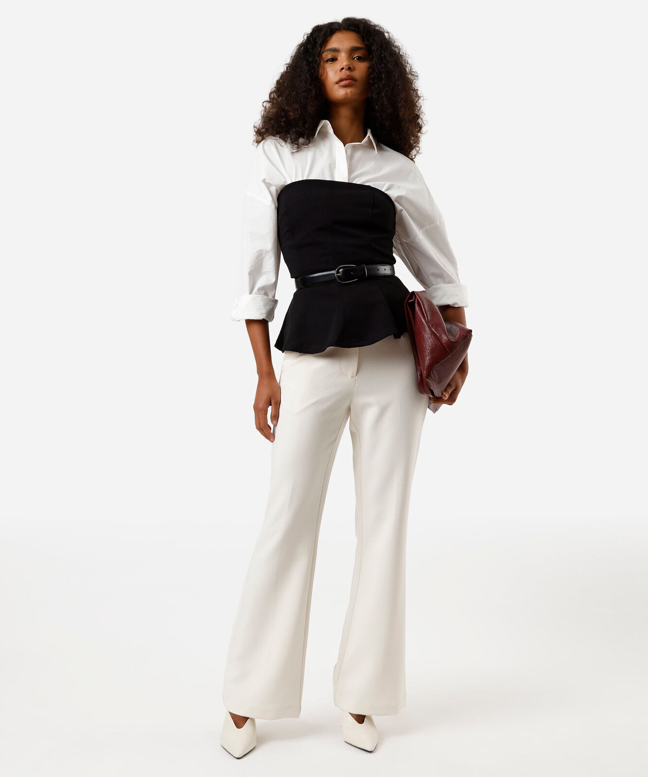 calça flare feminina de alfaiataria bege