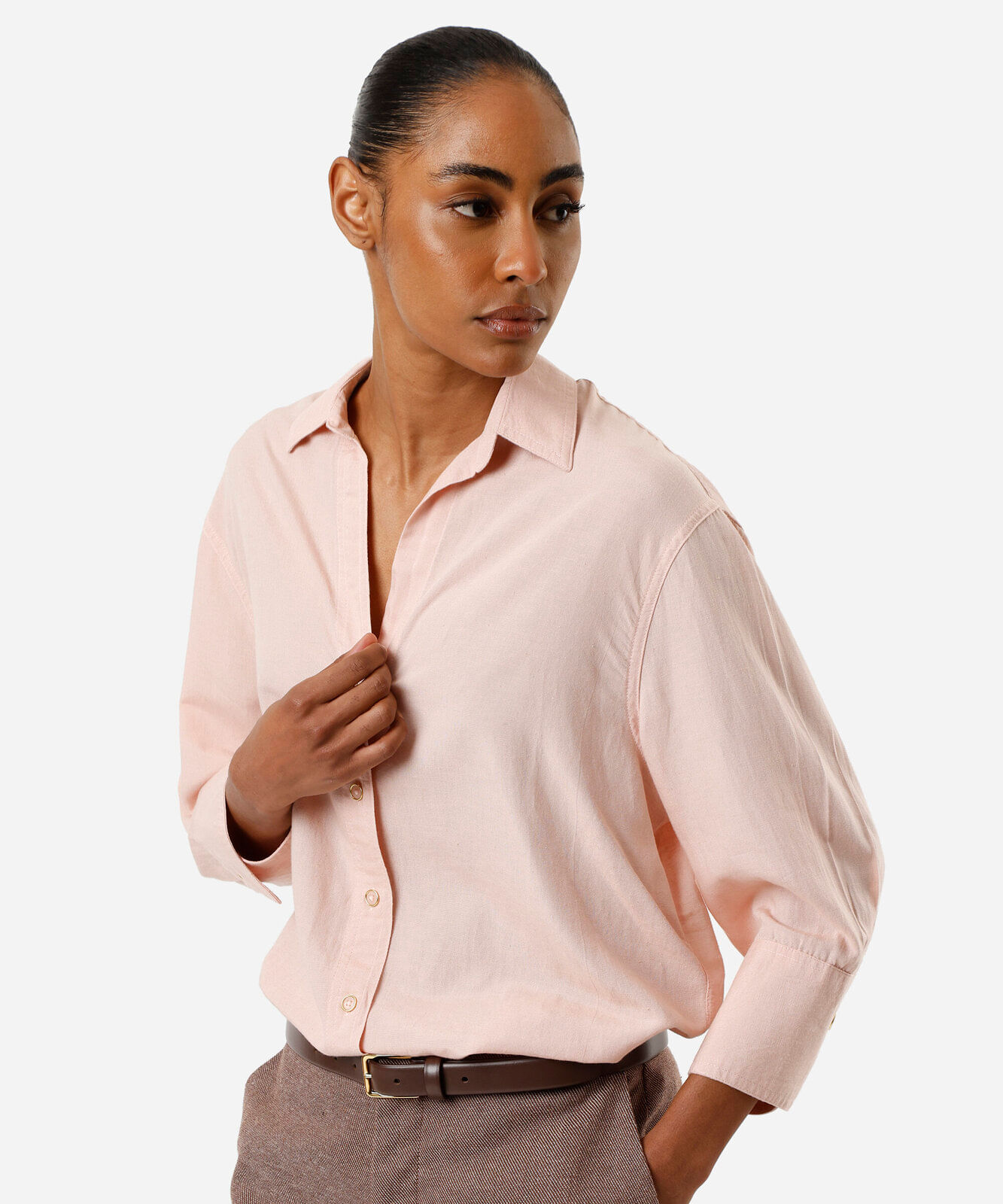 camisa feminina com linho manga longa rosa