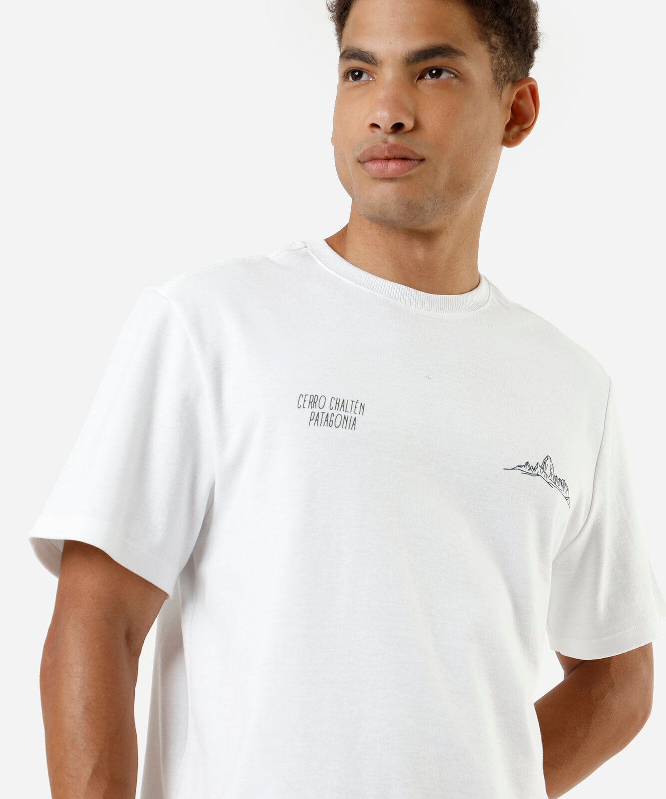 camiseta masculina com algodão estampada off white