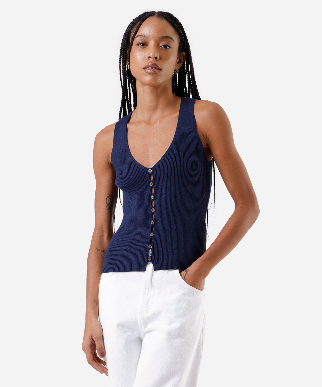 regata feminina de tricot decote v azul