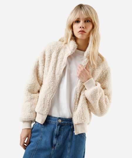 jaqueta sherpa gola alta com bolsos off white PP jaqueta sherpa gola alta com bolsos off white PP
