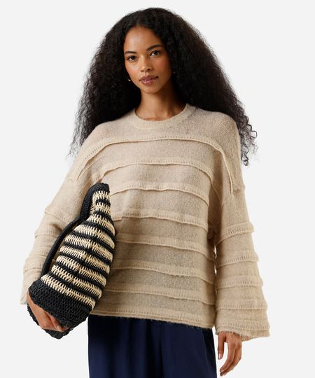 suéter feminino de tricot com babados bege G suéter feminino de tricot com babados bege G