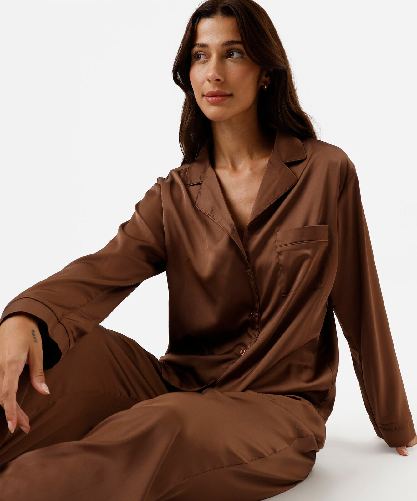 pijama longo americano feminino acetinado marrom
