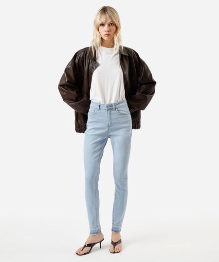 calça skinny feminina jeans com barra a fio cintura alta azul 36 calça skinny feminina jeans com barra a fio cintura alta azul 36