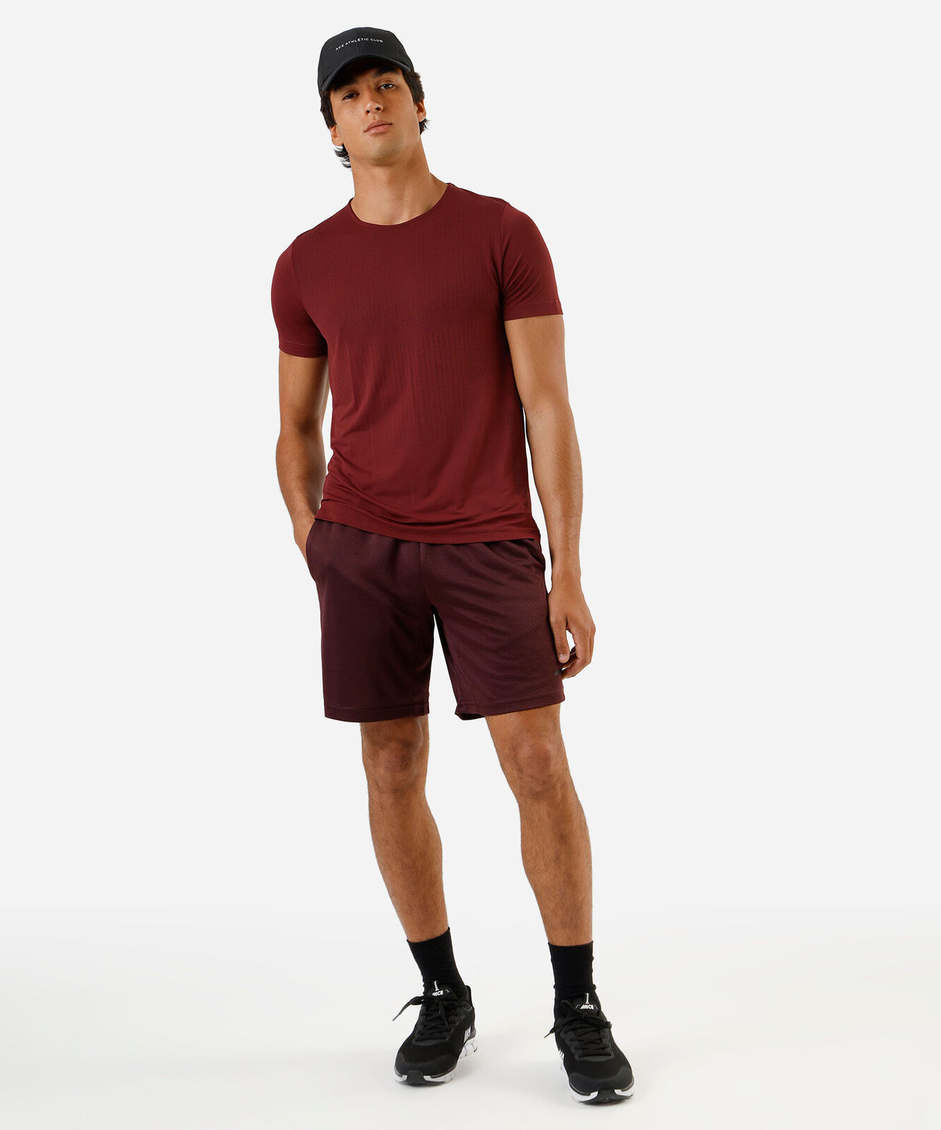 bermuda masculina texturizada vinho