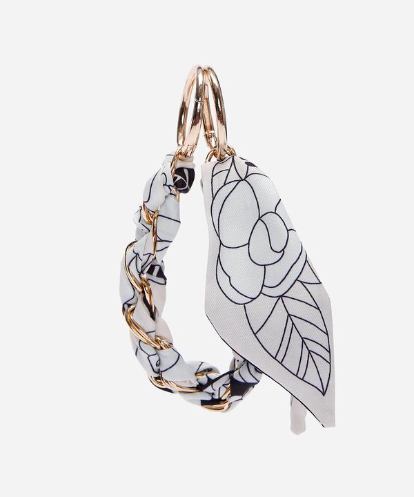 chaveiro bag charm com lenço colorido UNICO