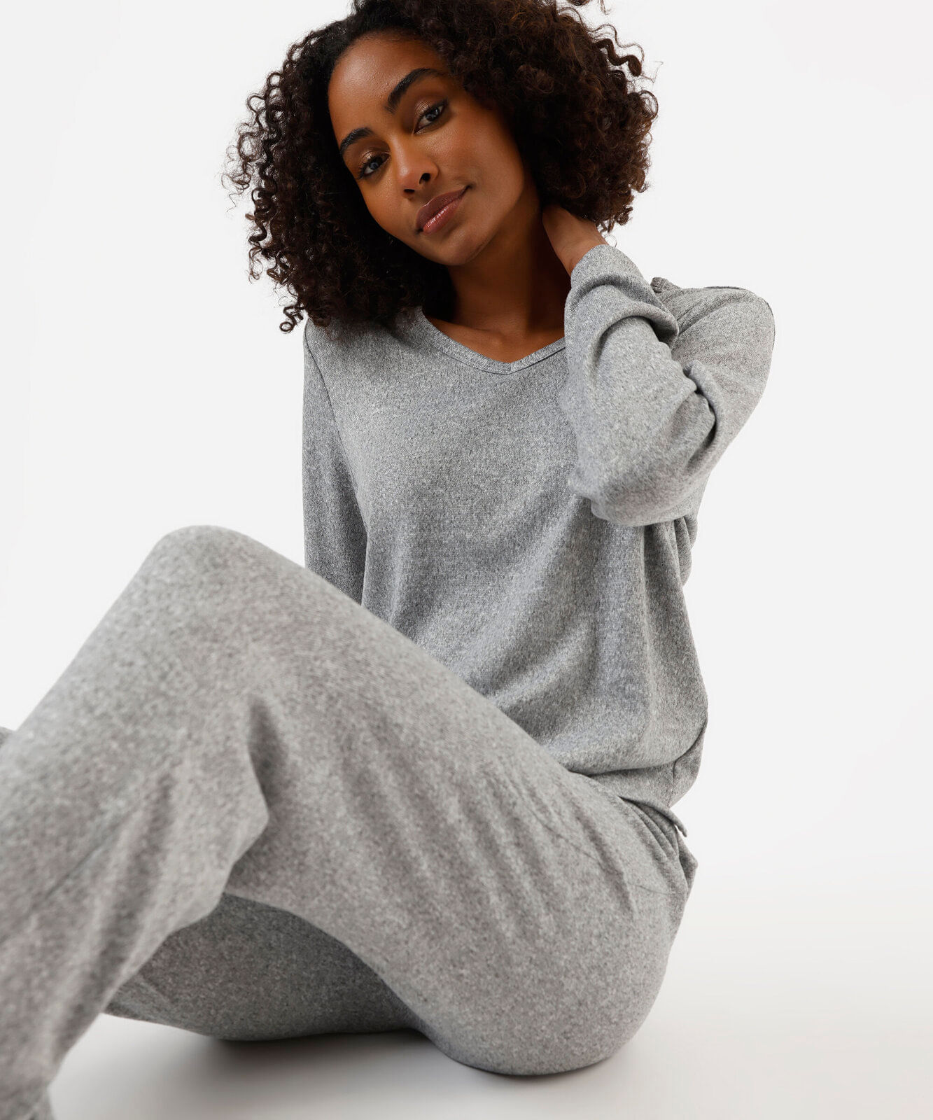 pijama longo básico cinza