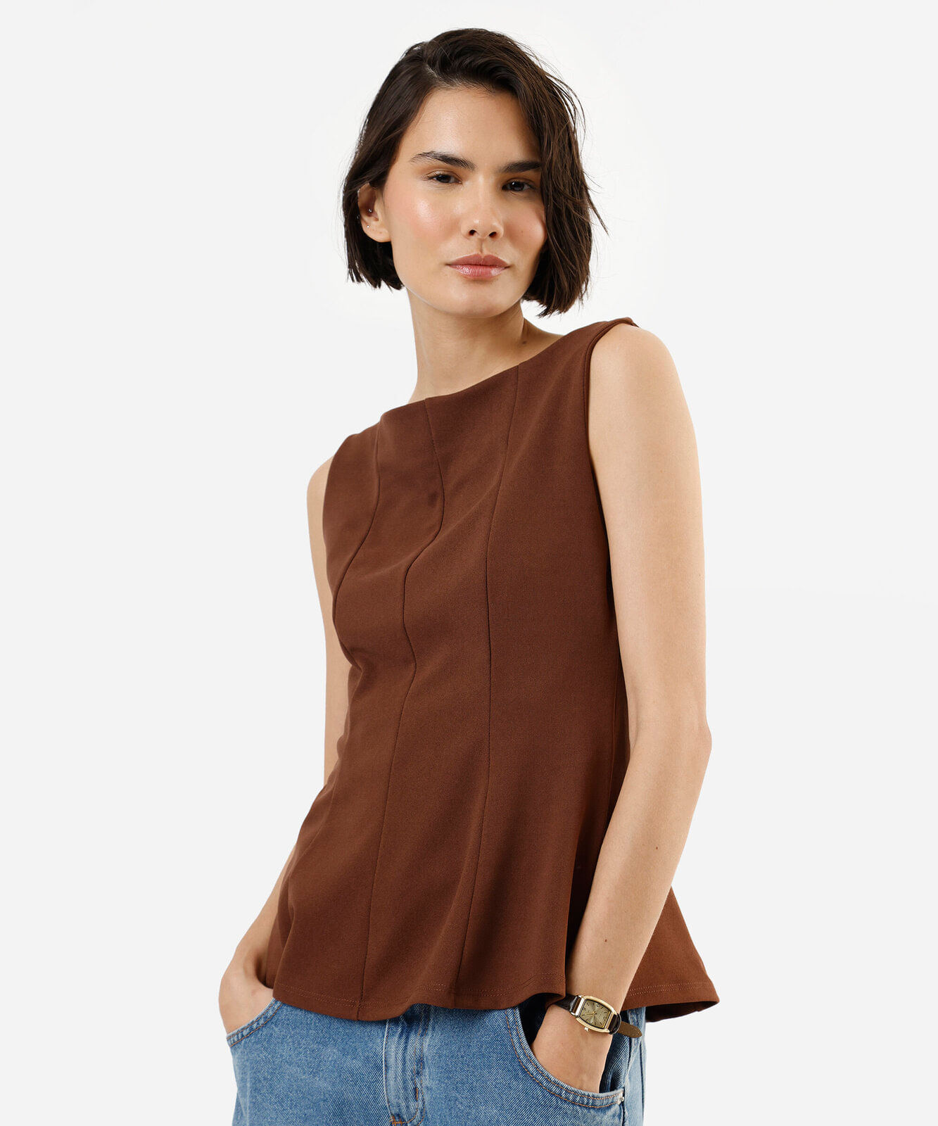 regata peplum feminina decote canoa com recortes marrom