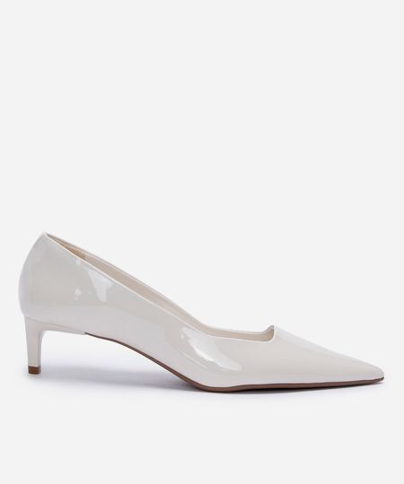 scarpin bico fino salto baixo o diabo veste prada branco 34