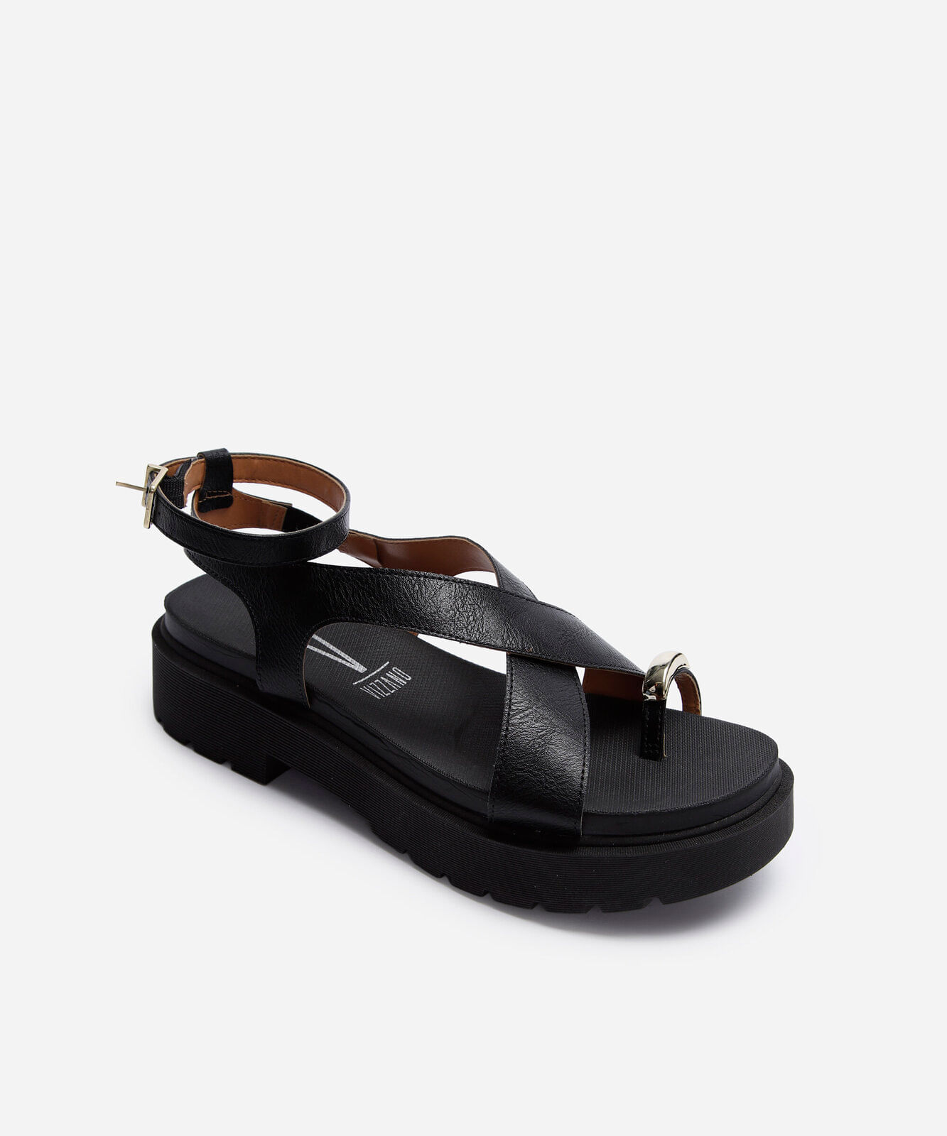 sandália flatform tratorada vizzano preta