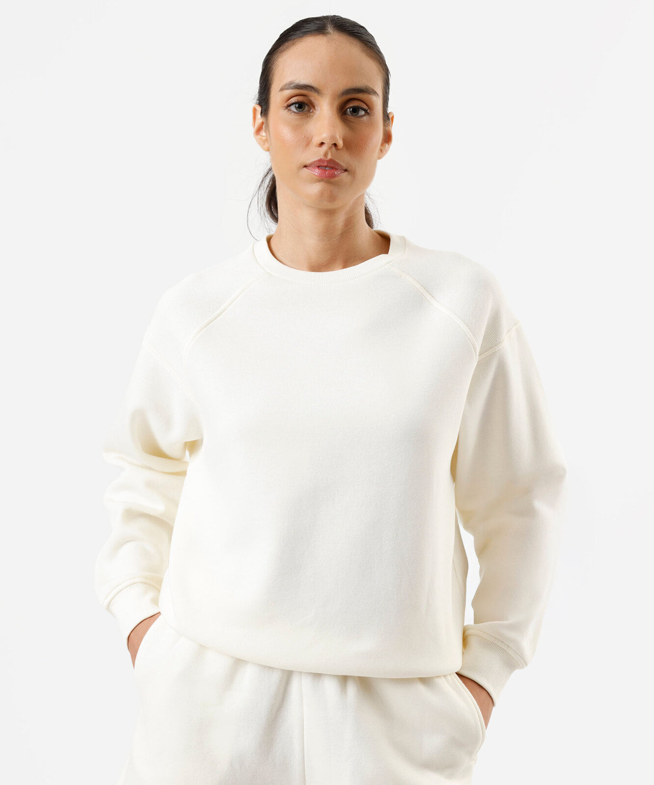 blusão feminino de moletom com recortes esportivo off white