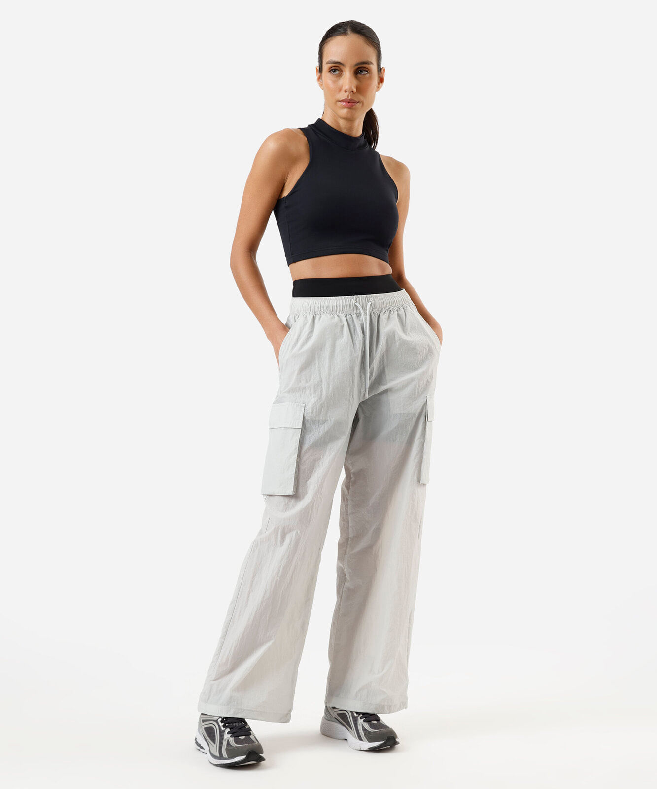 calça cargo feminina de poliamida esportiva cinza