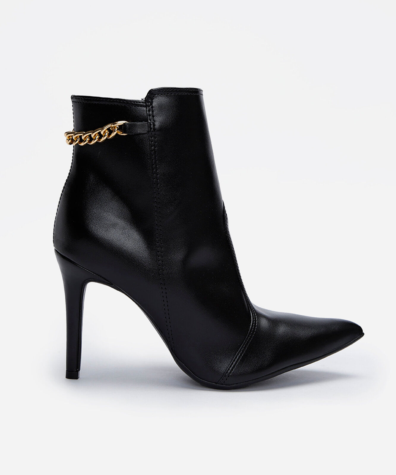 bota cano curto bico fino salto alto com corrente marrom