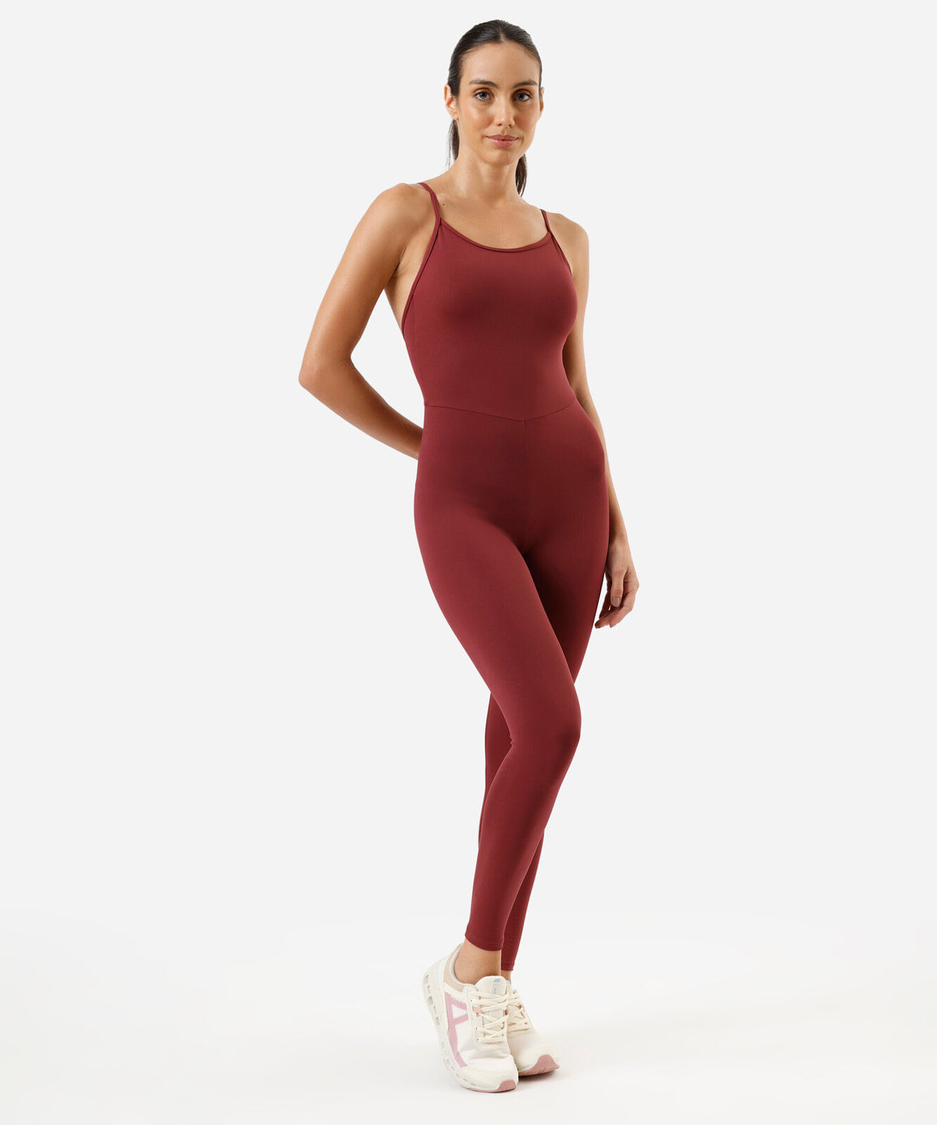 macacão feminino de poliamida vinho