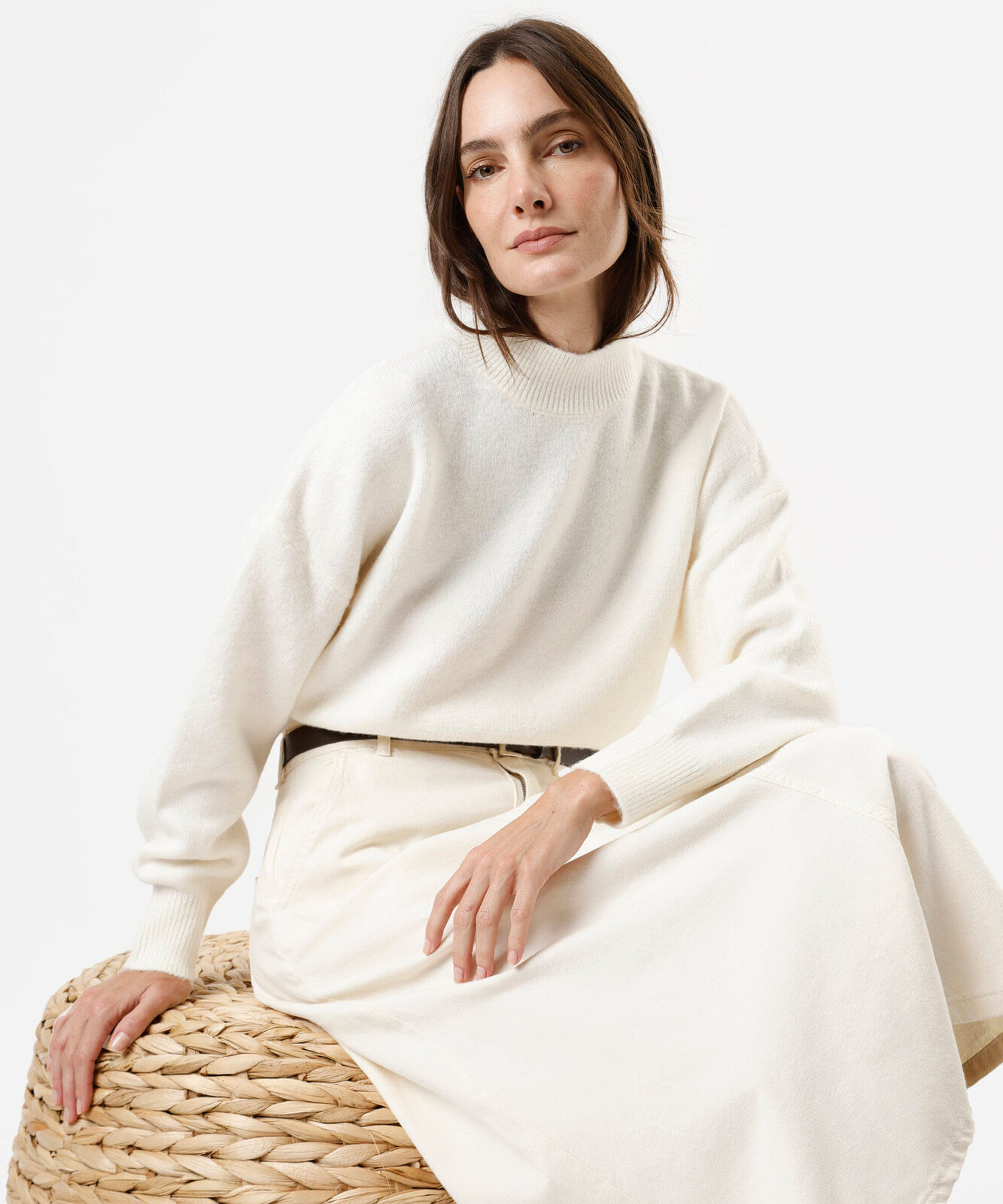 suéter oversized feminino de tricot gola alta off white
