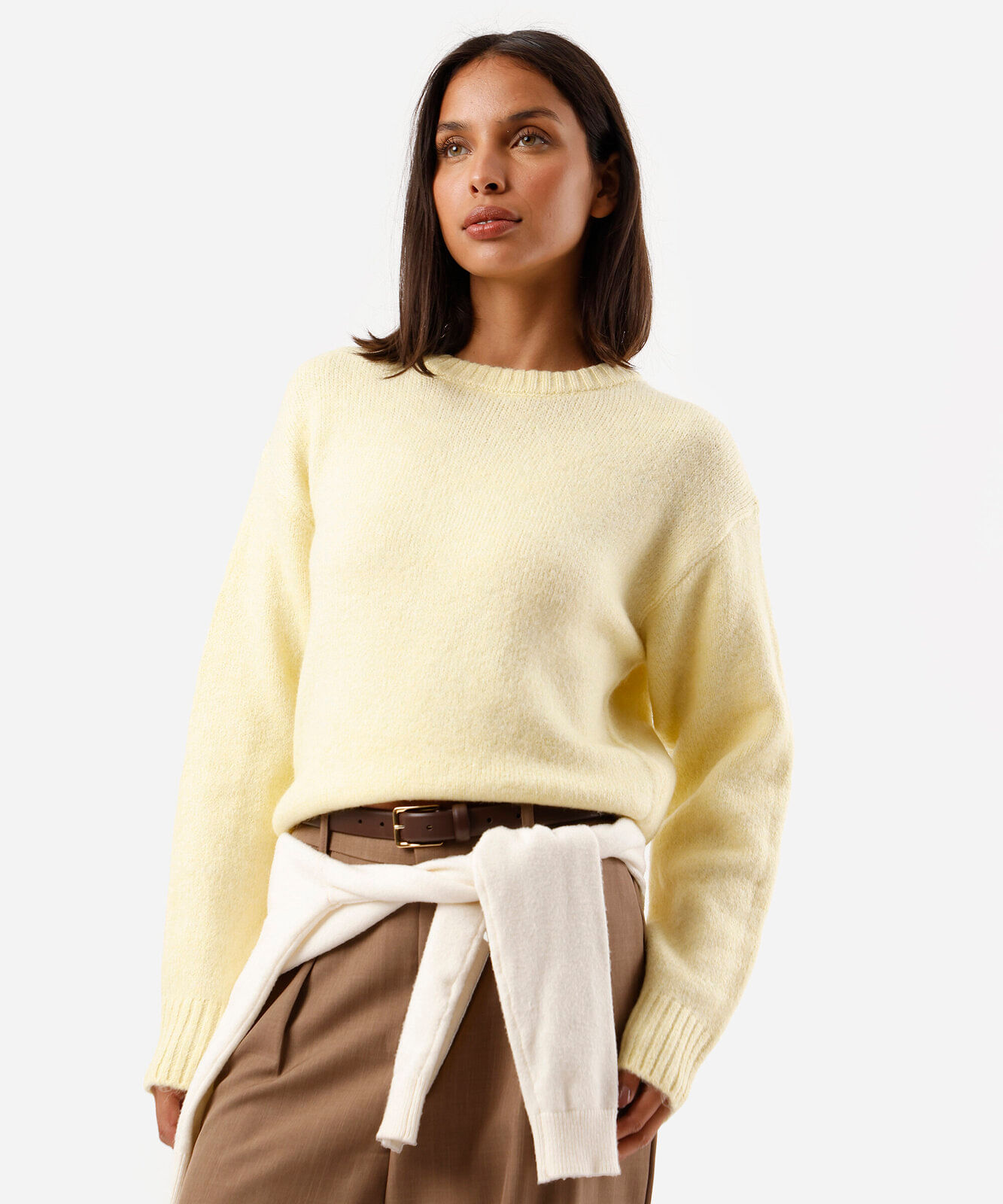 suéter feminino de tricot gola redonda amarelo