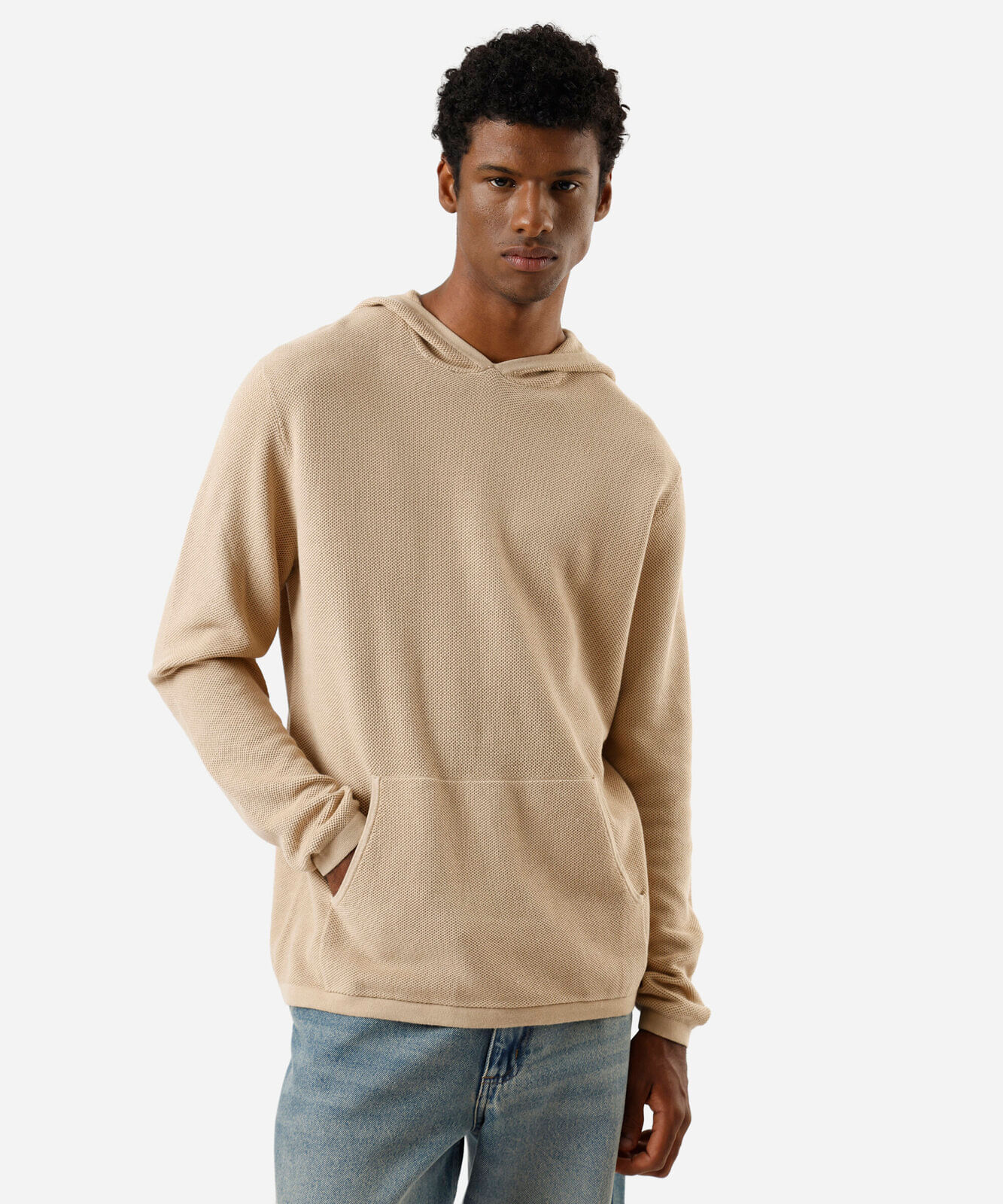 blusão masculino de tricot com capuz e bolso canguru bege
