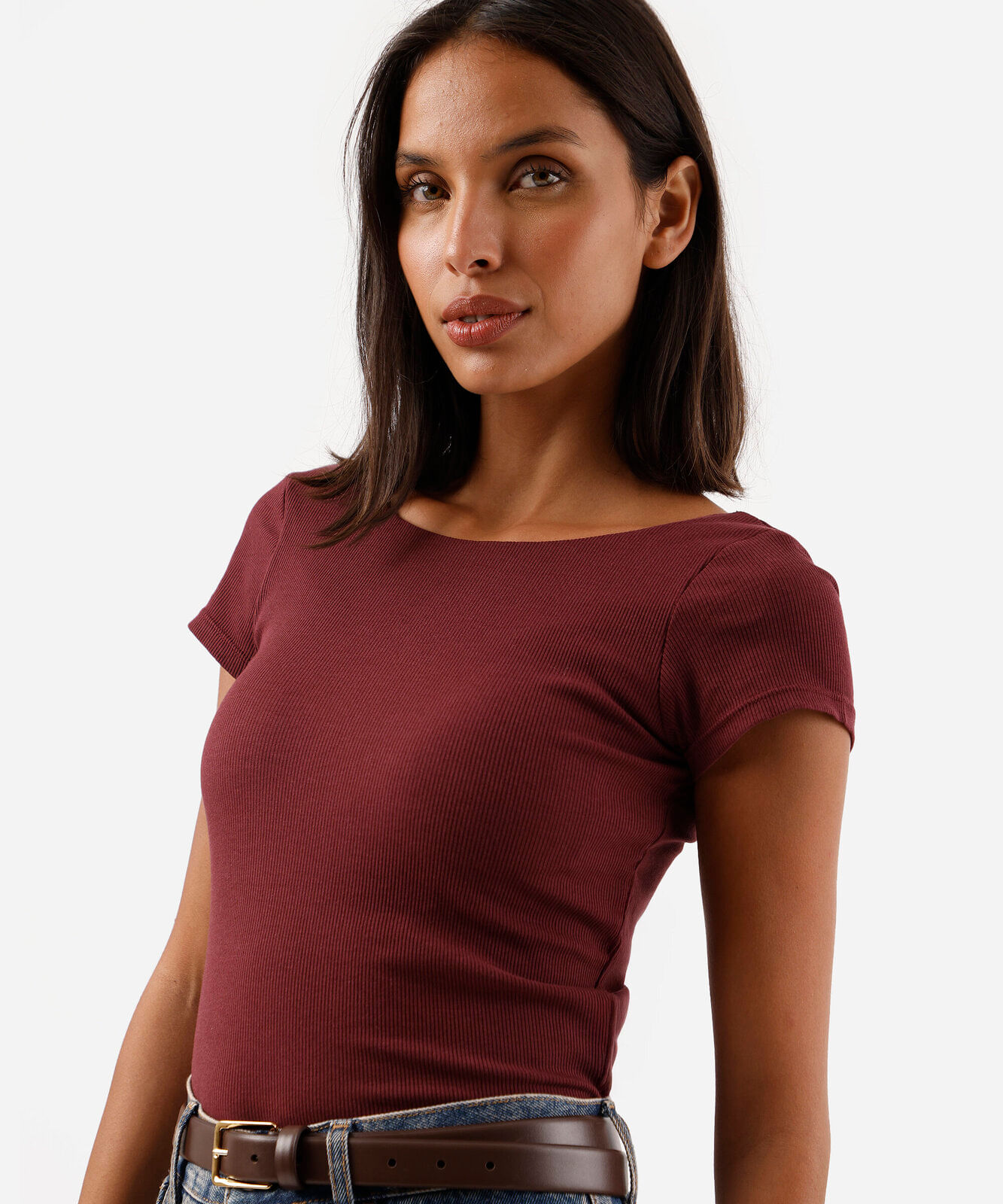 blusa feminina de algodão com bojo manga curta canelada vinho