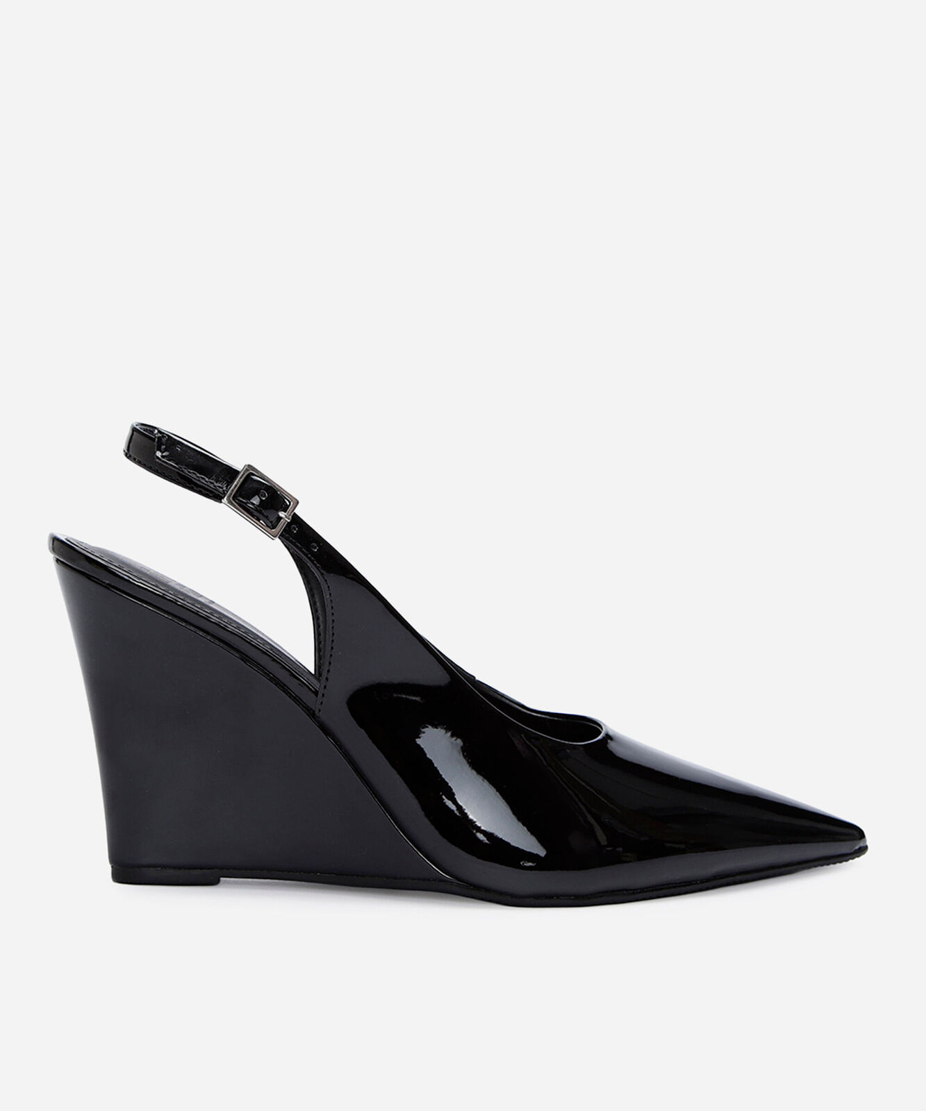 scarpin slingback anabela o diabo veste prada preto