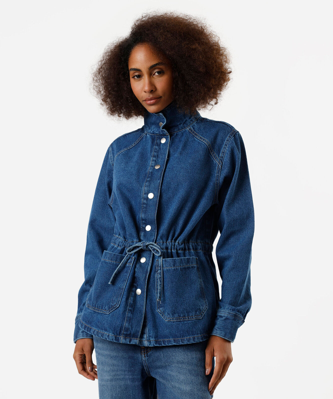 parka feminina jeans com gola funnel neck azul