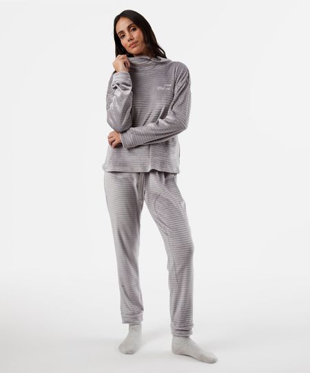 pijama de fleece longo texturizado e bordado cinza PP