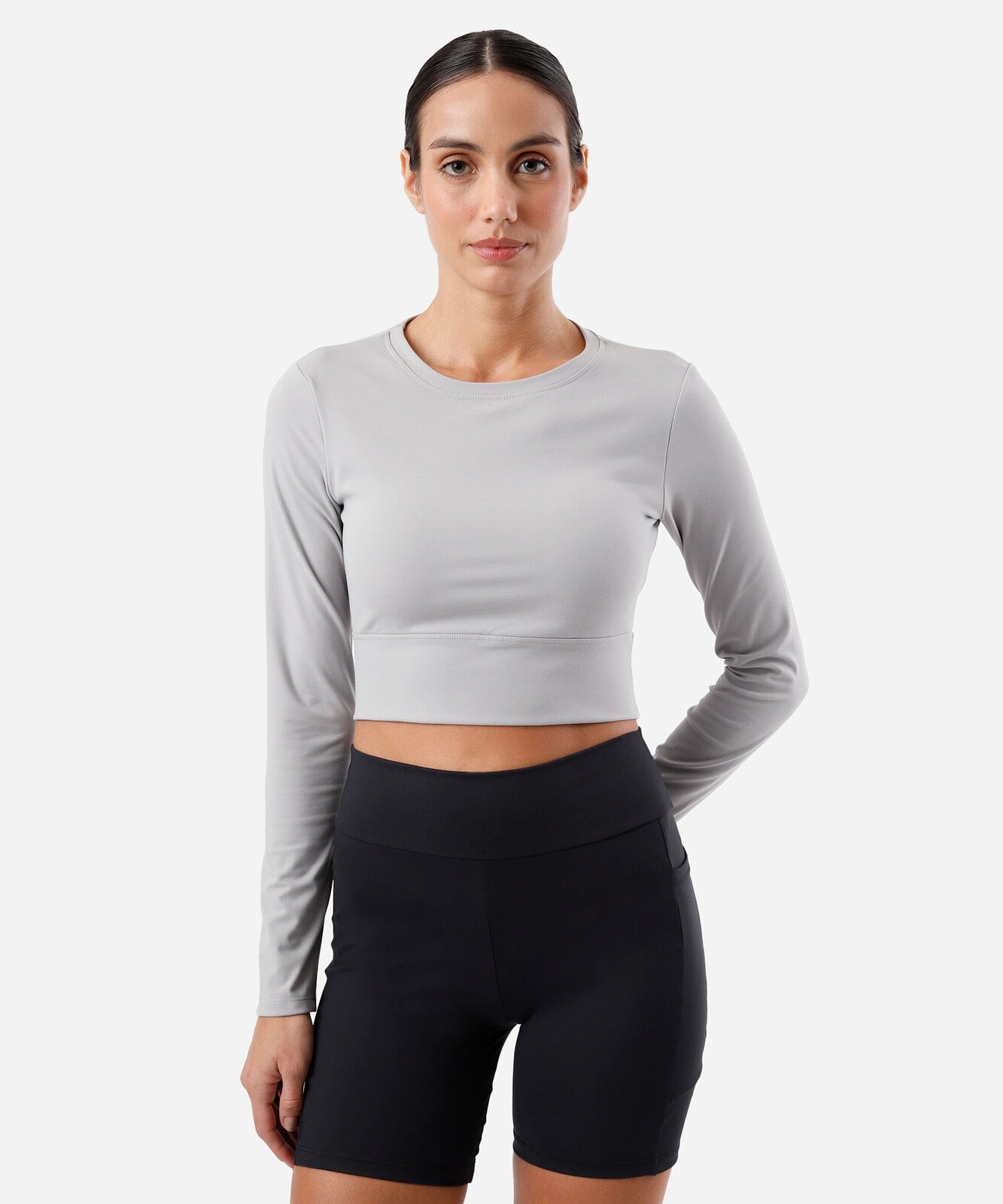 cropped feminino de poliamida esportivo com recorte cinza