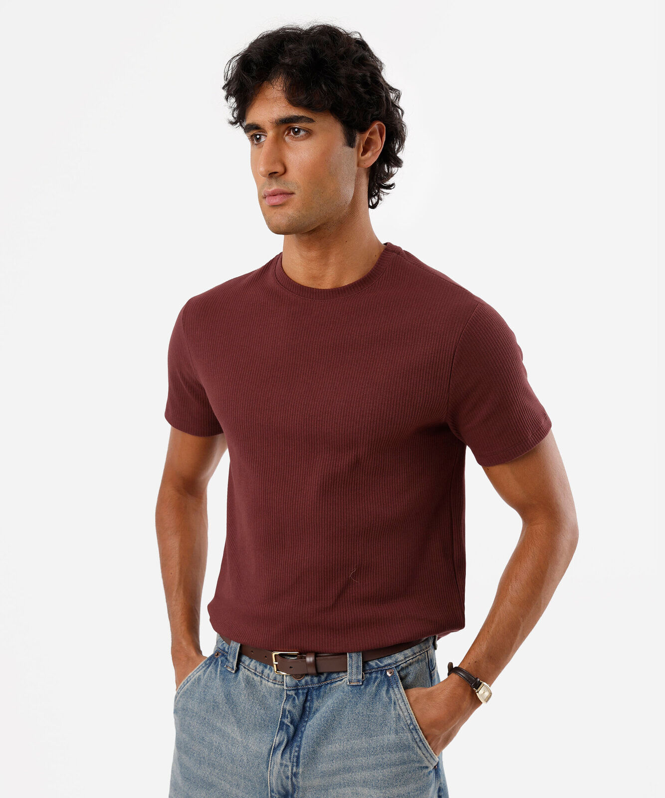 camiseta de algodão manga curta texturizada vinho