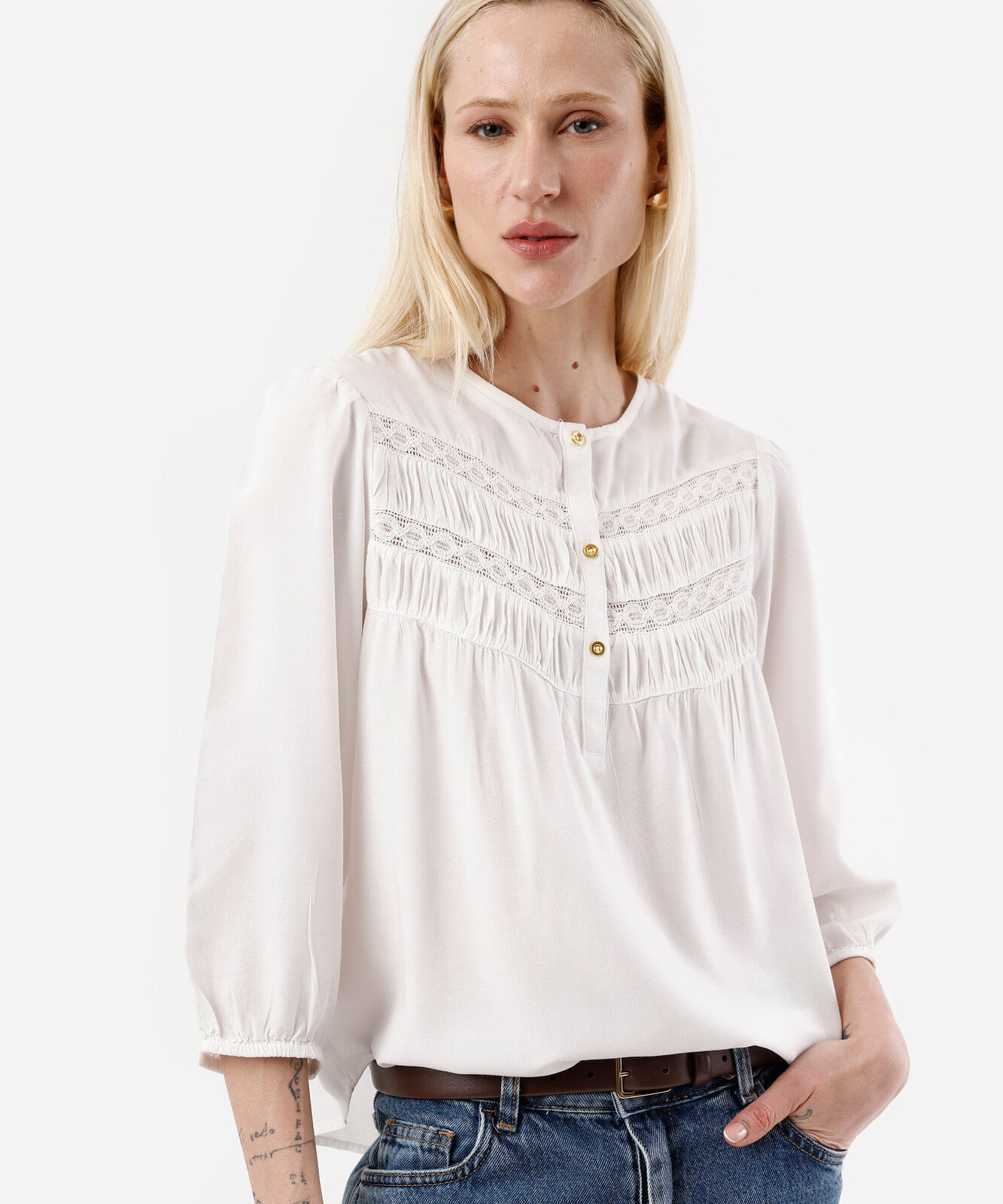 blusa feminina de viscose com renda off white