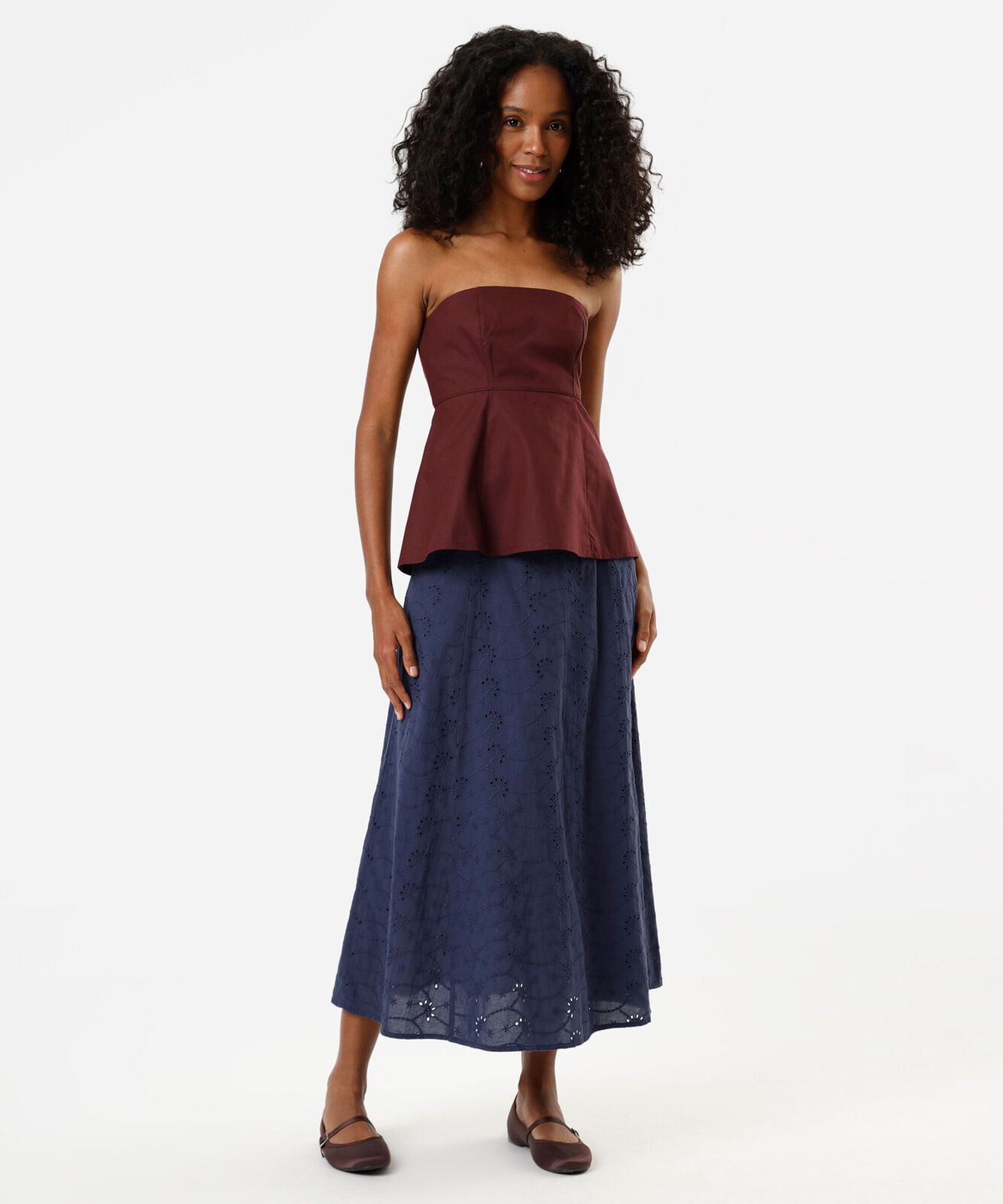 saia midi evasê feminina de laise azul