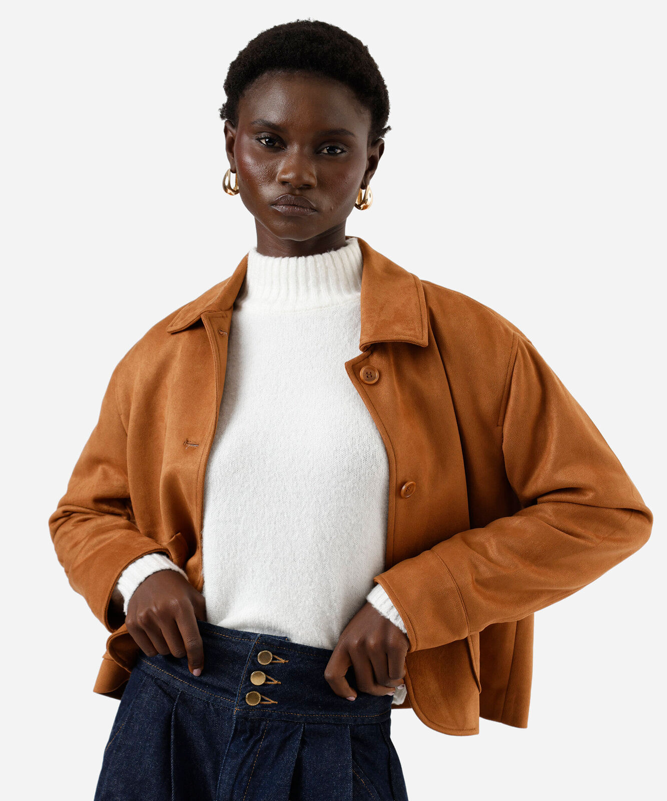 casaco feminino de suede com bolsos bege