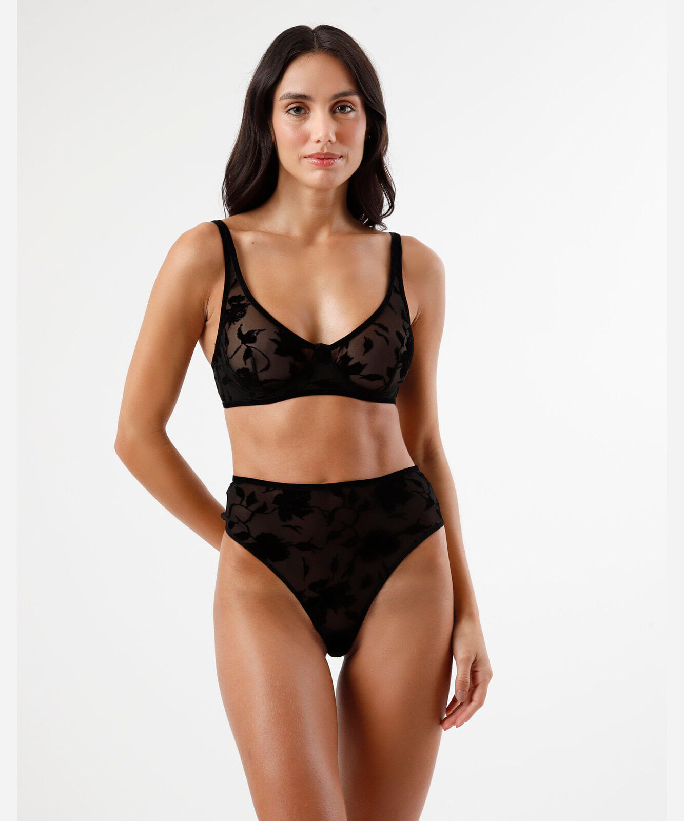 calcinha hot pant fio dental feminina lateral larga floral preta