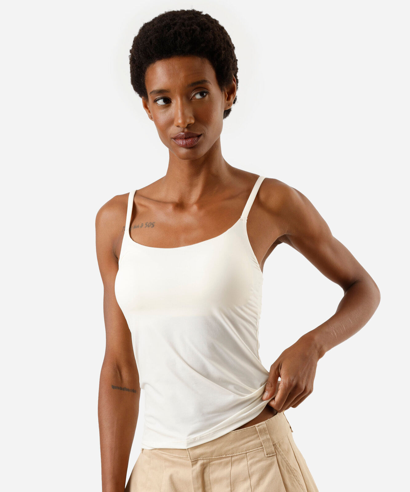 camisete alça fina feminina de poliamida com bojo bege