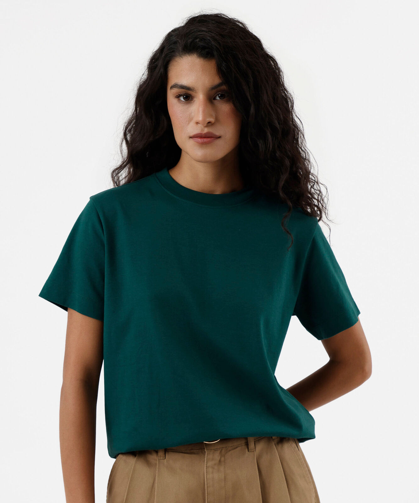 camiseta comfort feminina de algodão peruano interlock verde
