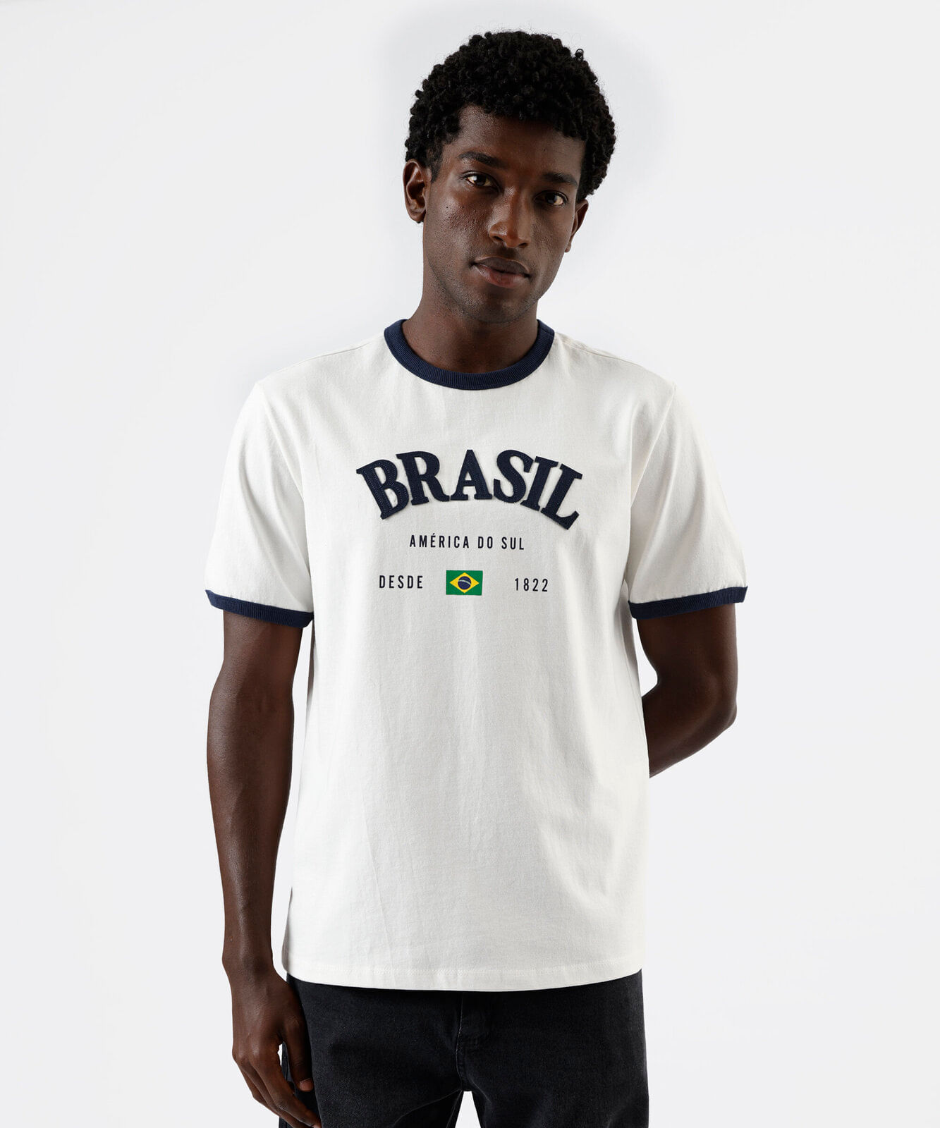 camiseta masculina de algodão brasil bicolor off white