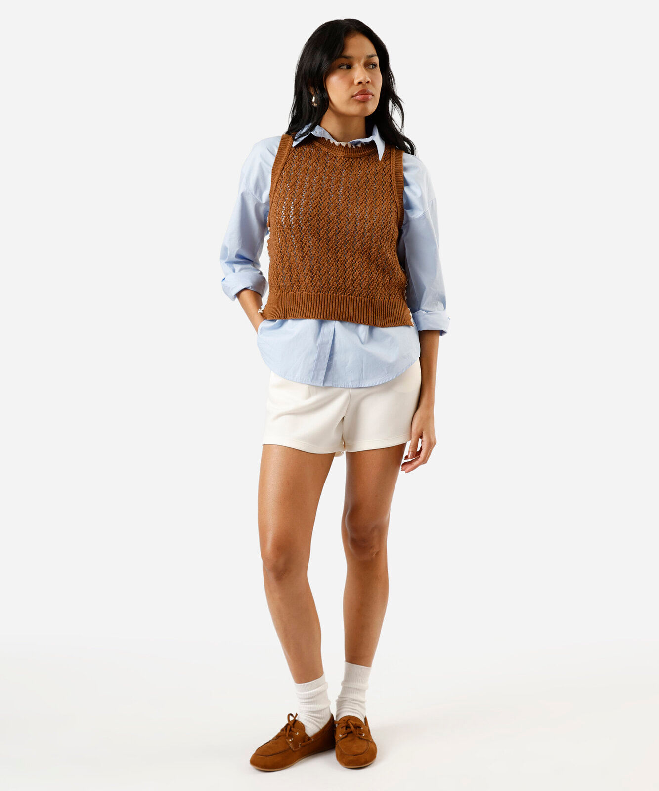 short feminino com pregas cós elástico off white