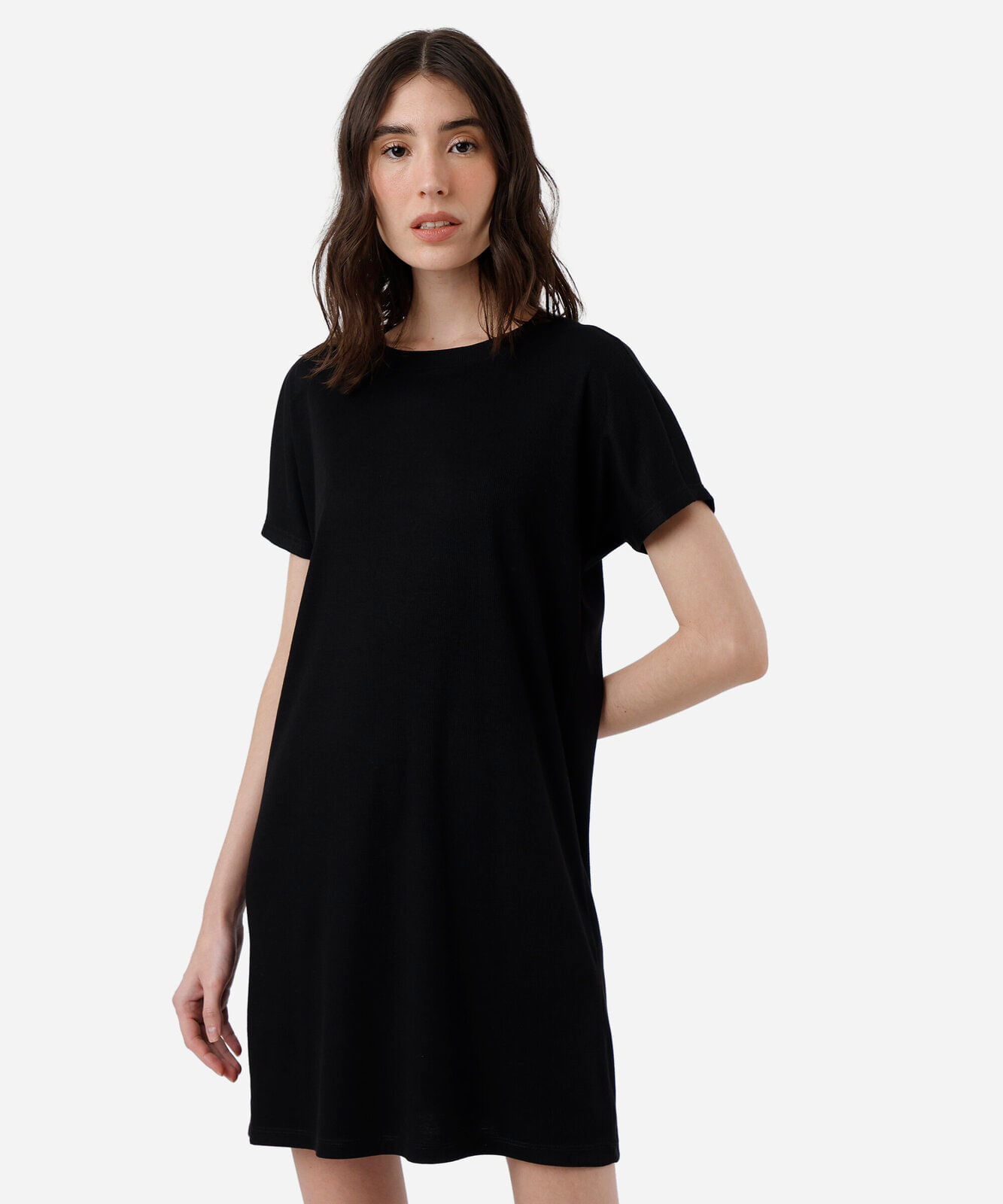 vestido curto feminino com viscose canelado preto