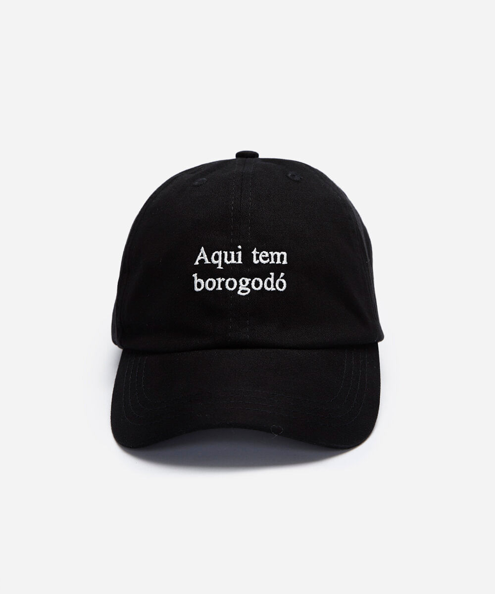 boné aba curva bordado aqui tem borogodó preto