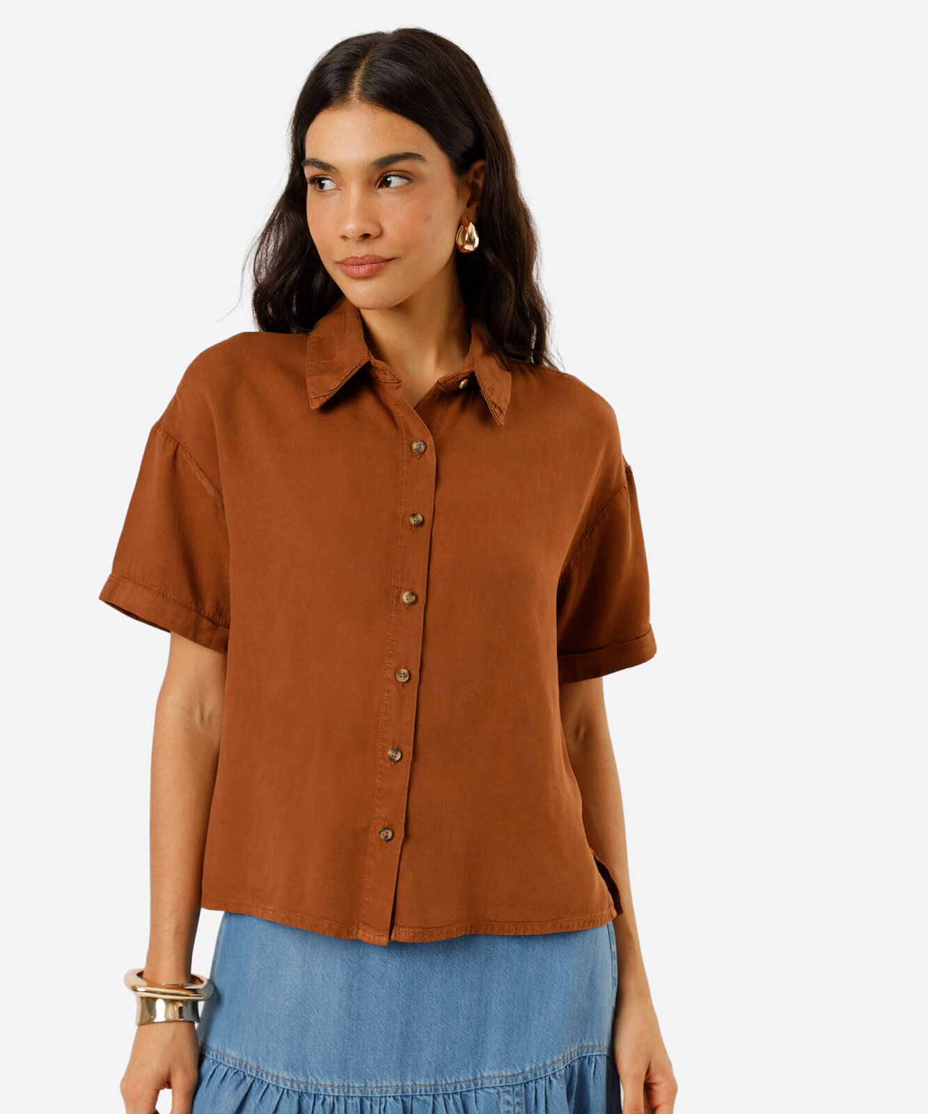 camisa feminina de liocel manga curta marrom
