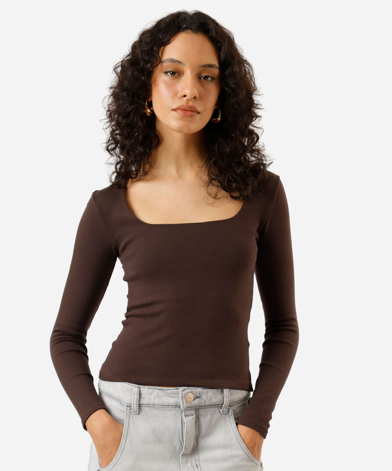 blusa feminina de algodão decote quadrado manga longa canelada marrom